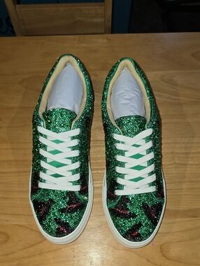 Betsey Johnson Green Glitter Low-Top Sneakers with White Laces
